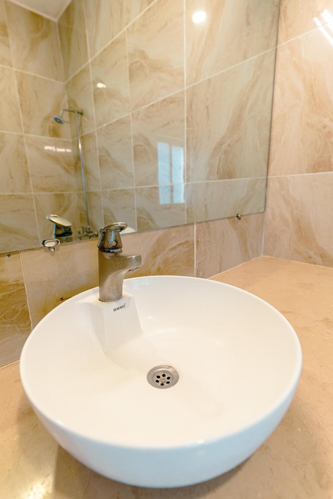 ホテル Vip House ペシャワール エクステリア 写真